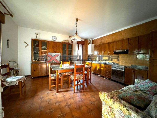 casa indipendente in vendita a Porto Viro