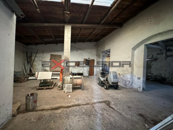 locale di sgombero in vendita a Porto Viro