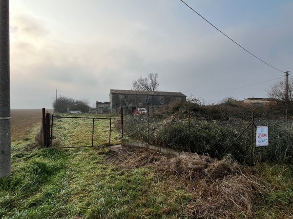 casale in vendita a Porto Viro