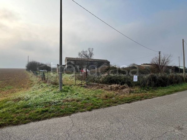 casale in vendita a Porto Viro