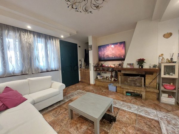 casa indipendente in vendita a Porto Viro