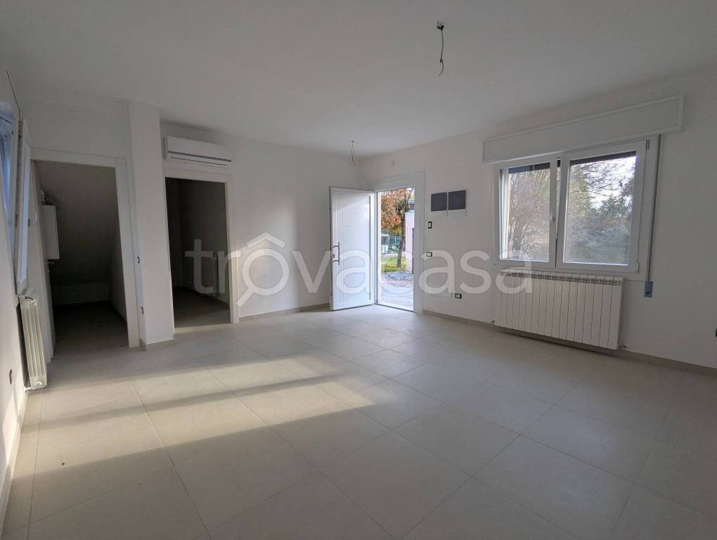casa indipendente in vendita a Porto Viro