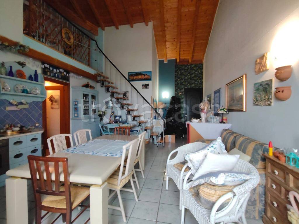 appartamento in vendita a Porto Viro in zona Porto Levante