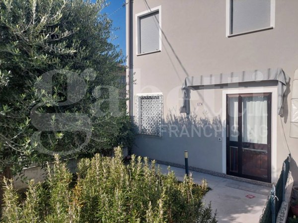 casa indipendente in vendita a Porto Viro