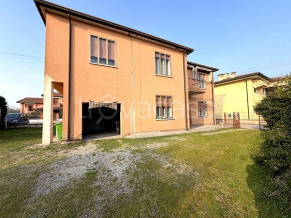 casa indipendente in vendita a Porto Viro