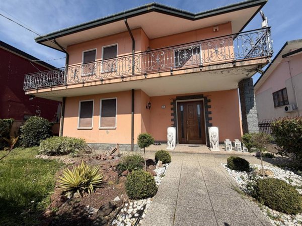 casa indipendente in vendita a Porto Viro