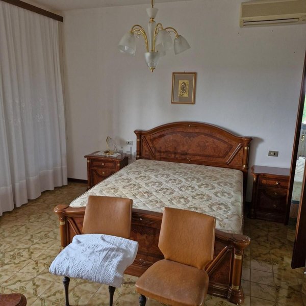 casa indipendente in vendita a Porto Viro