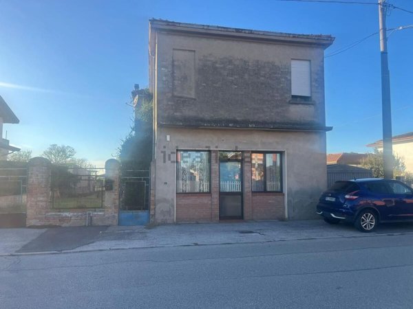 casa indipendente in vendita a Porto Viro