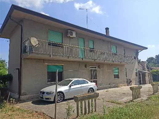 casa indipendente in vendita a Porto Viro in zona Porto Levante