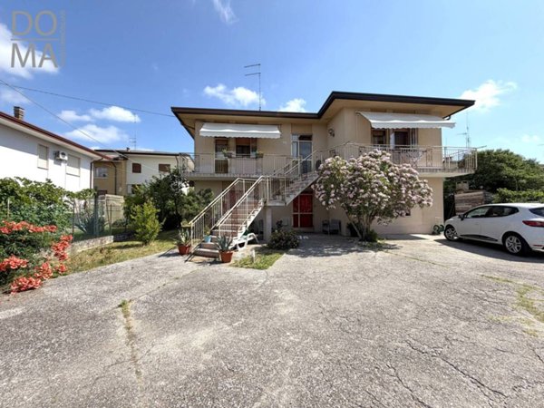 casa indipendente in vendita a Porto Viro