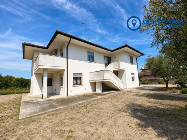 casa indipendente in vendita a Porto Viro
