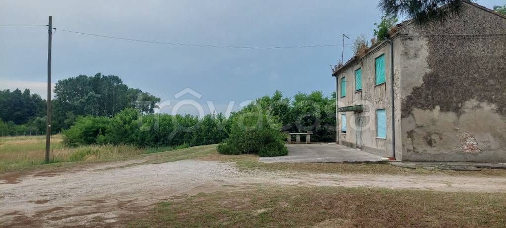 casa indipendente in vendita a Porto Viro