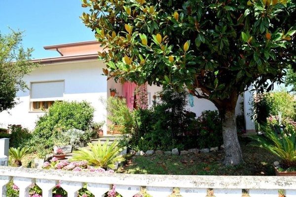 casa indipendente in vendita a Porto Viro
