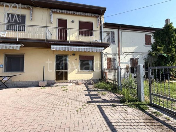 casa indipendente in vendita a Porto Viro