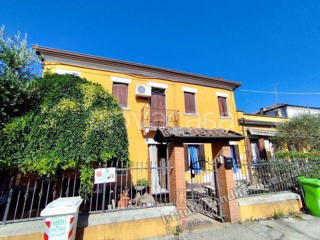 casa indipendente in vendita a Porto Viro