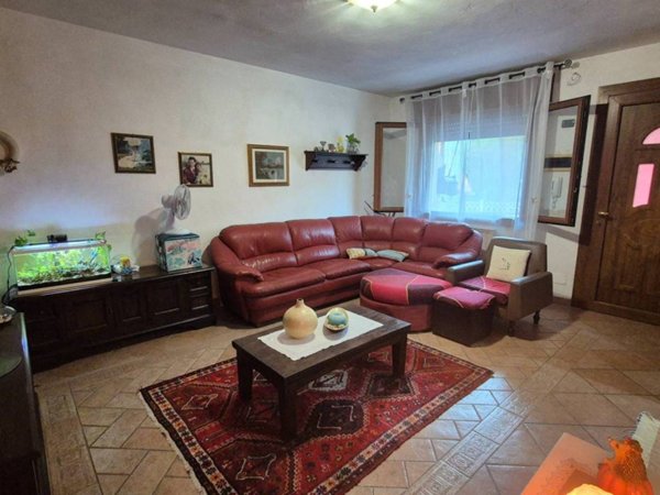 casa indipendente in vendita a Porto Viro