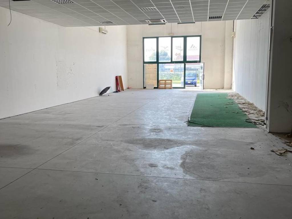 negozio in vendita a Porto Viro