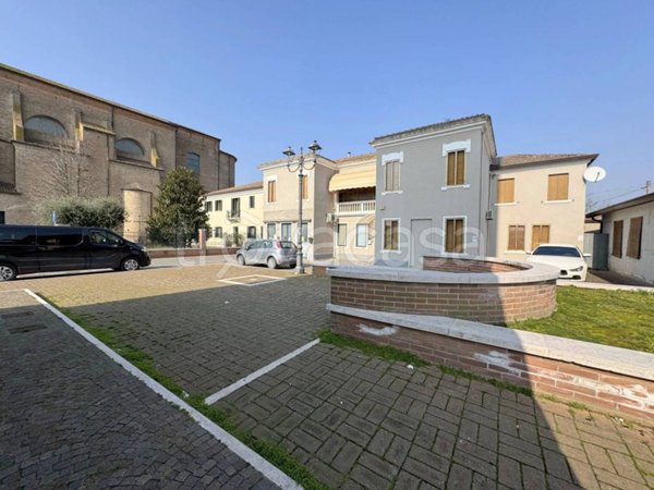 casa indipendente in vendita a Porto Viro