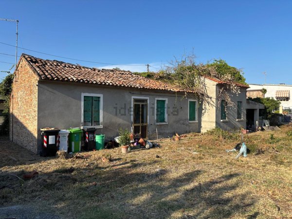 casa indipendente in vendita a Porto Viro