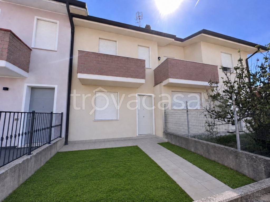 casa indipendente in vendita a Porto Viro