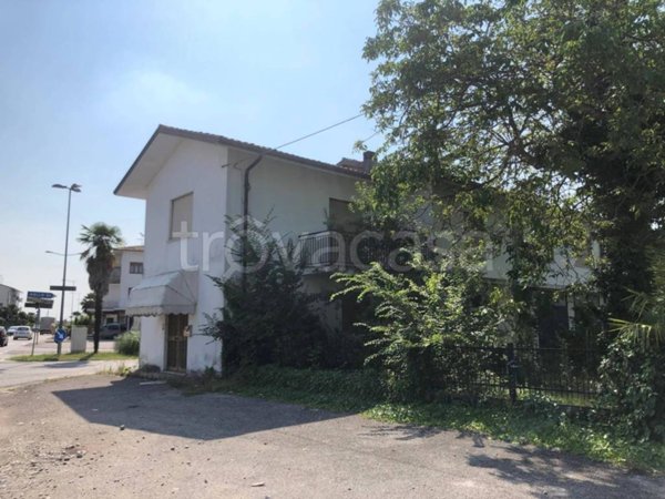 ufficio in vendita ad Aiello del Friuli