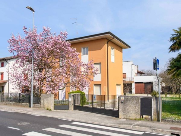 appartamento in vendita ad Aiello del Friuli