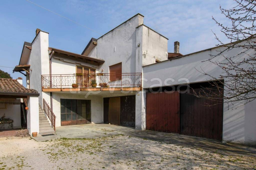appartamento in vendita ad Aiello del Friuli