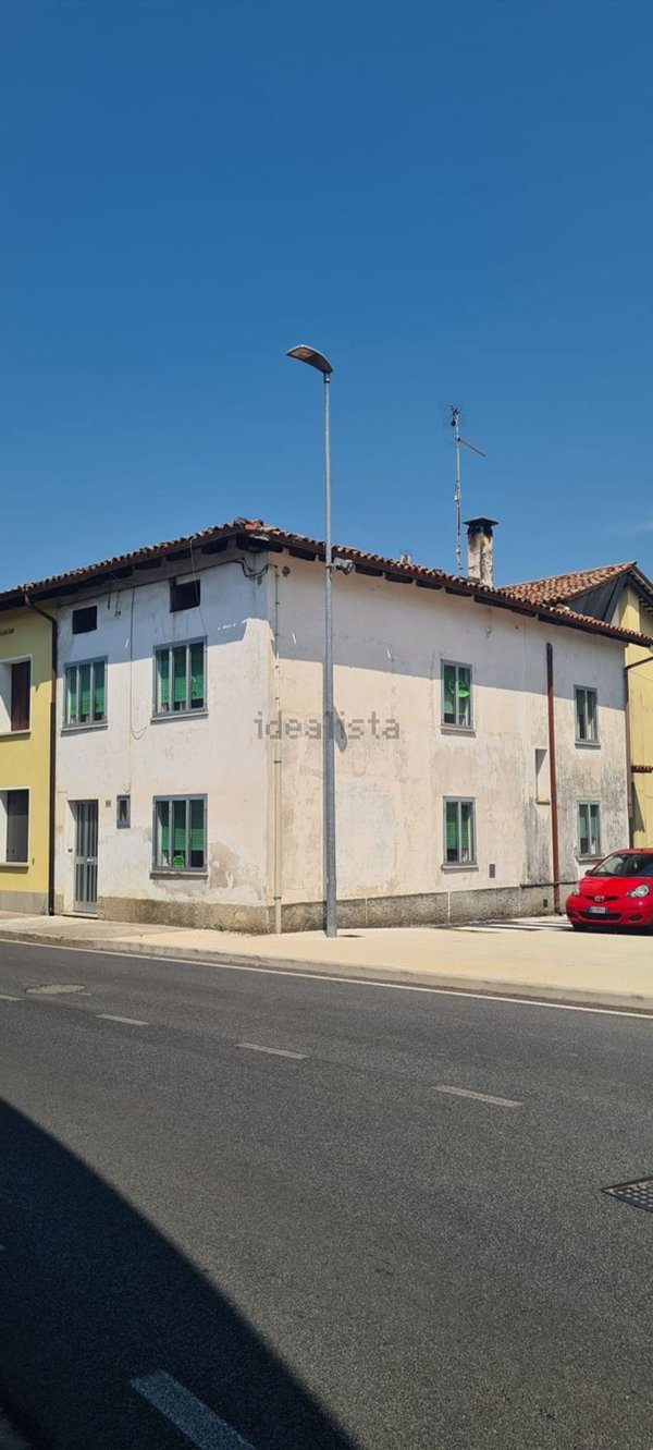 casa indipendente in vendita ad Aiello del Friuli