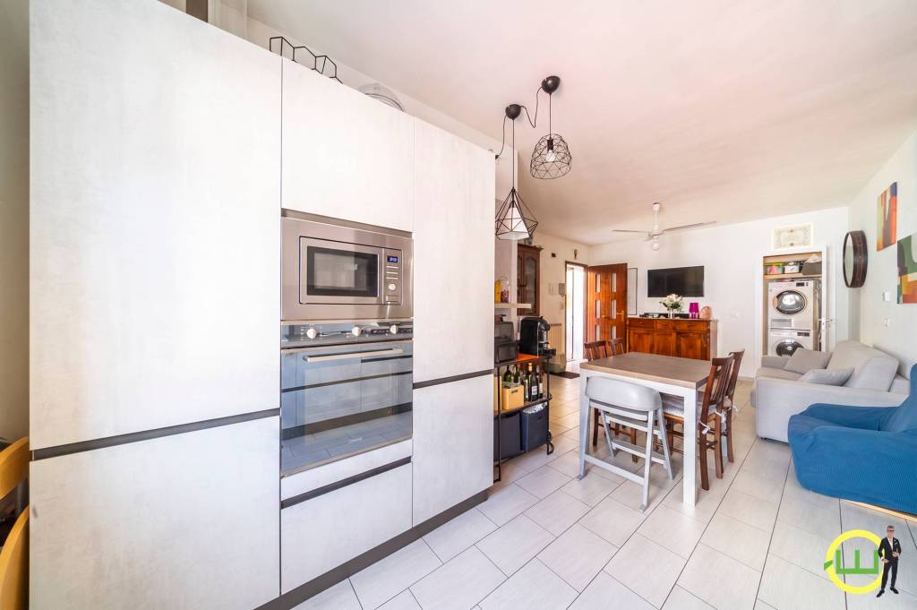 casa indipendente in vendita ad Amaro