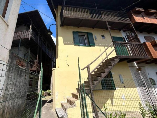 casa indipendente in vendita ad Ampezzo