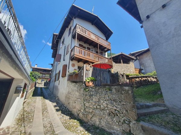 casa indipendente in vendita ad Ampezzo