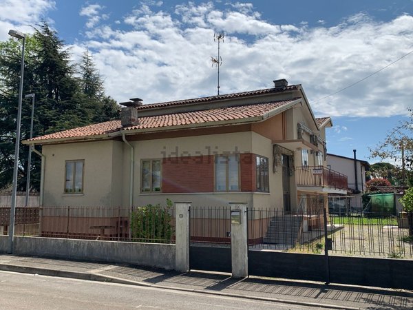 casa indipendente in vendita ad Aquileia