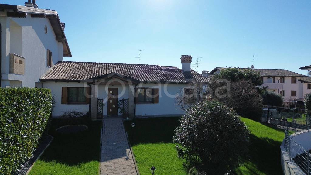 casa indipendente in vendita ad Aquileia