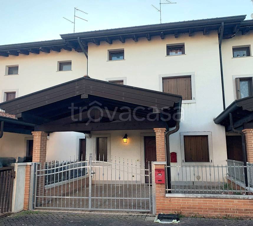 casa indipendente in vendita ad Aquileia