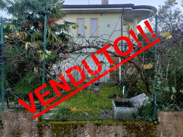 casa indipendente in vendita ad Aquileia in zona Monastero