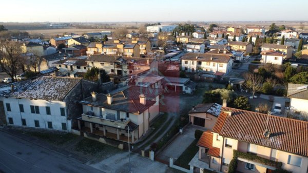 casa indipendente in vendita ad Aquileia