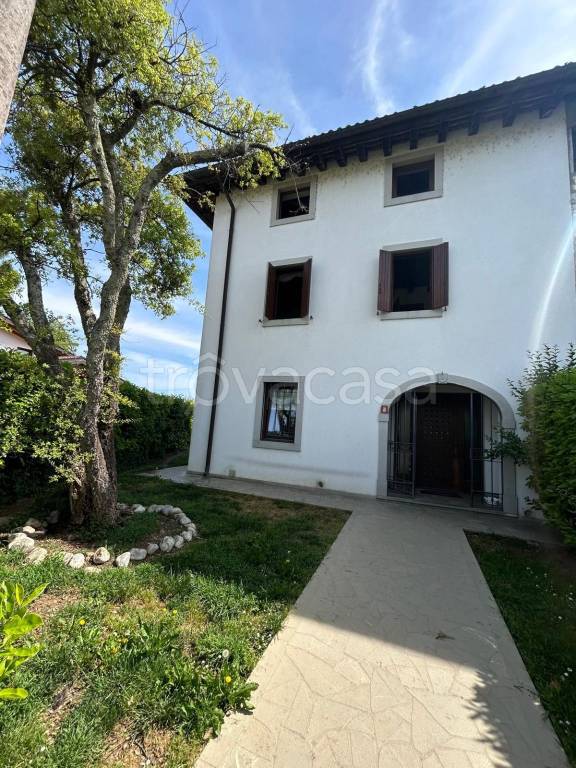casa indipendente in vendita ad Aquileia in zona Beligna