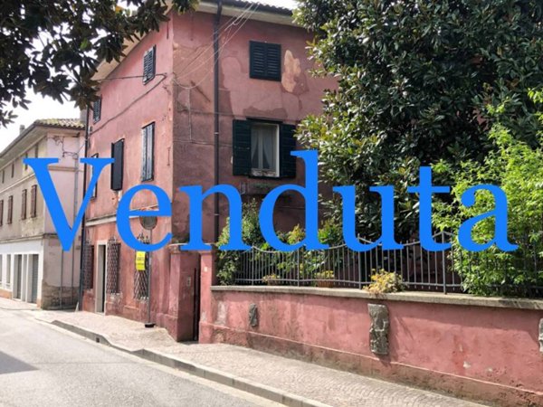 casa indipendente in vendita ad Aquileia in zona Monastero