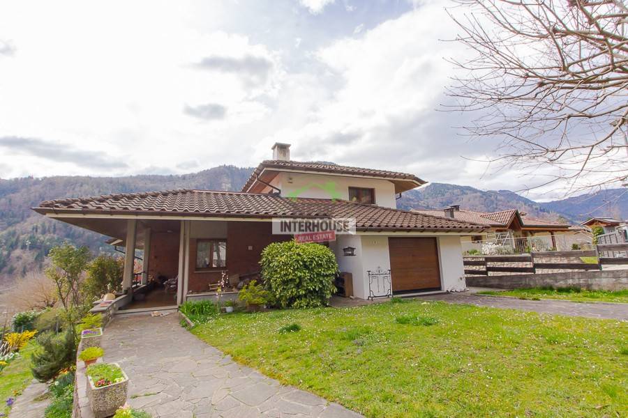 casa indipendente in vendita ad Arta Terme