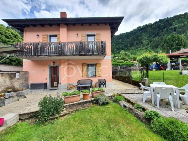 casa indipendente in vendita ad Arta Terme