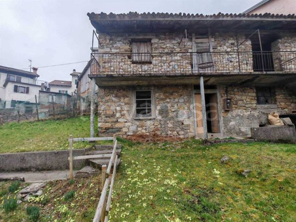 casa indipendente in vendita ad Arta Terme