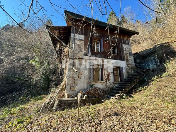 appartamento in vendita ad Arta Terme