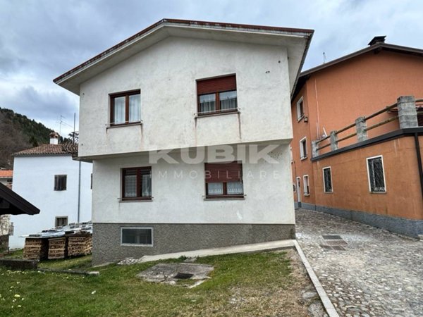 casa indipendente in vendita ad Arta Terme