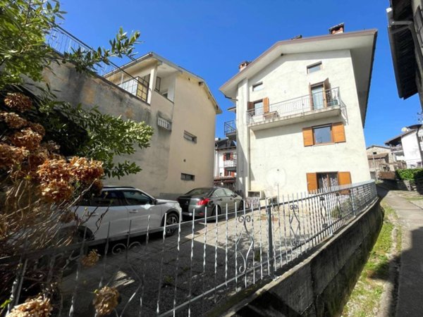 casa indipendente in vendita ad Arta Terme