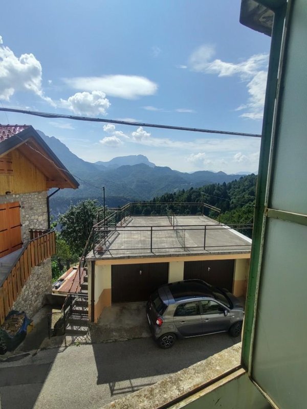 casa indipendente in vendita ad Arta Terme