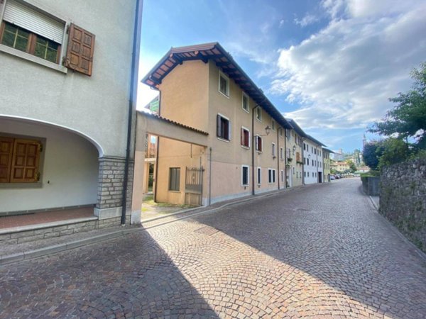 appartamento in vendita ad Artegna