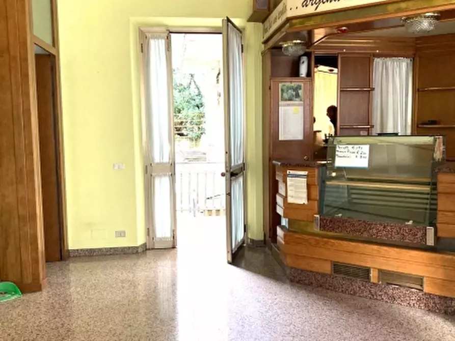 locale commerciale in vendita ad Artegna