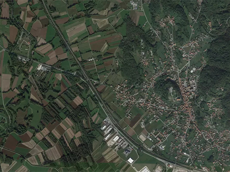 terreno edificabile in vendita ad Artegna