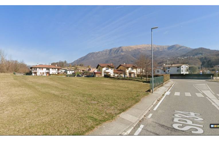 terreno edificabile in vendita ad Artegna