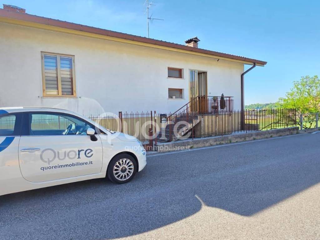 casa indipendente in vendita ad Artegna in zona Sornico